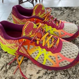 ASICS gel noosa tri 9 running shoes